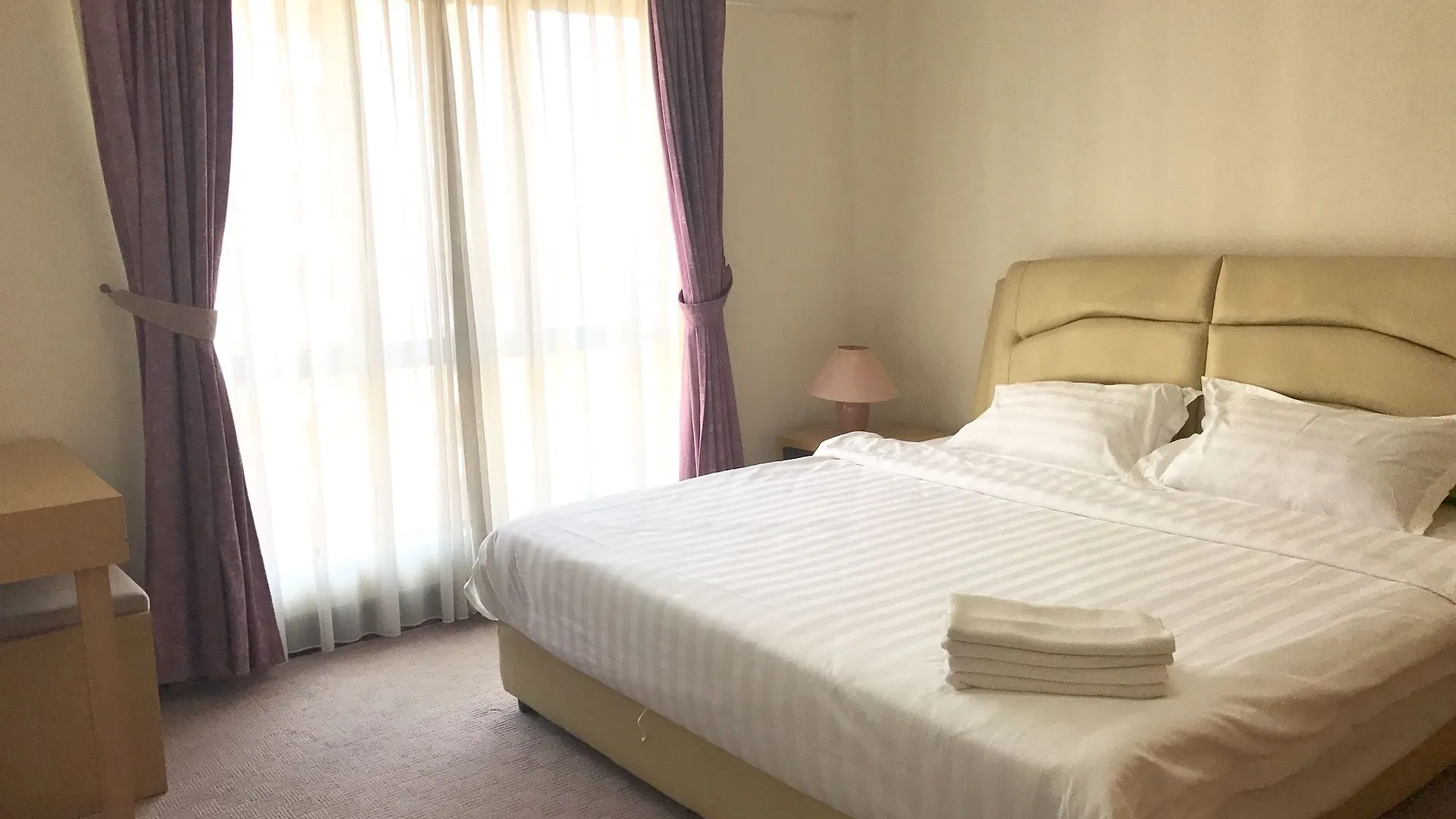 Sunset & Seaview Vacation Condos At Marina Court Resort Condo コタキナバル ホテル