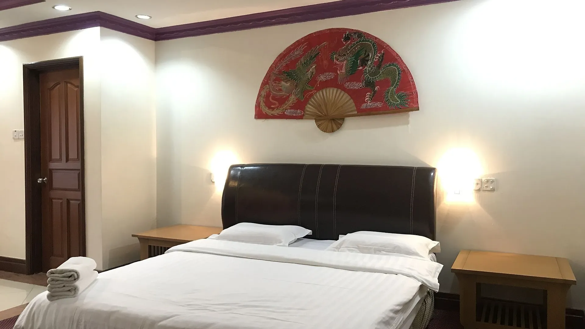 Sunset & Seaview Vacation Condos At Marina Court Resort Condo コタキナバル 3*,  マレーシア
