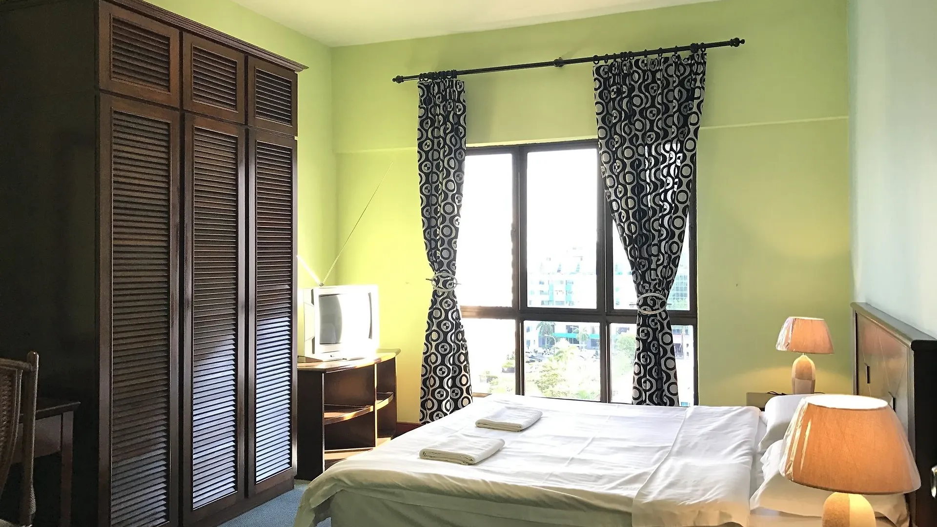 Sunset & Seaview Vacation Condos At Marina Court Resort Condo コタキナバル 3*,  マレーシア