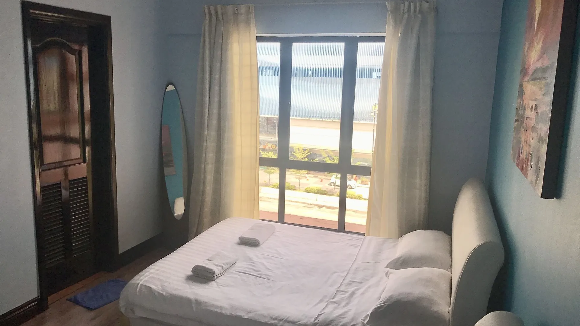 ホテル Sunset & Seaview Vacation Condos At Marina Court Resort Condo コタキナバル