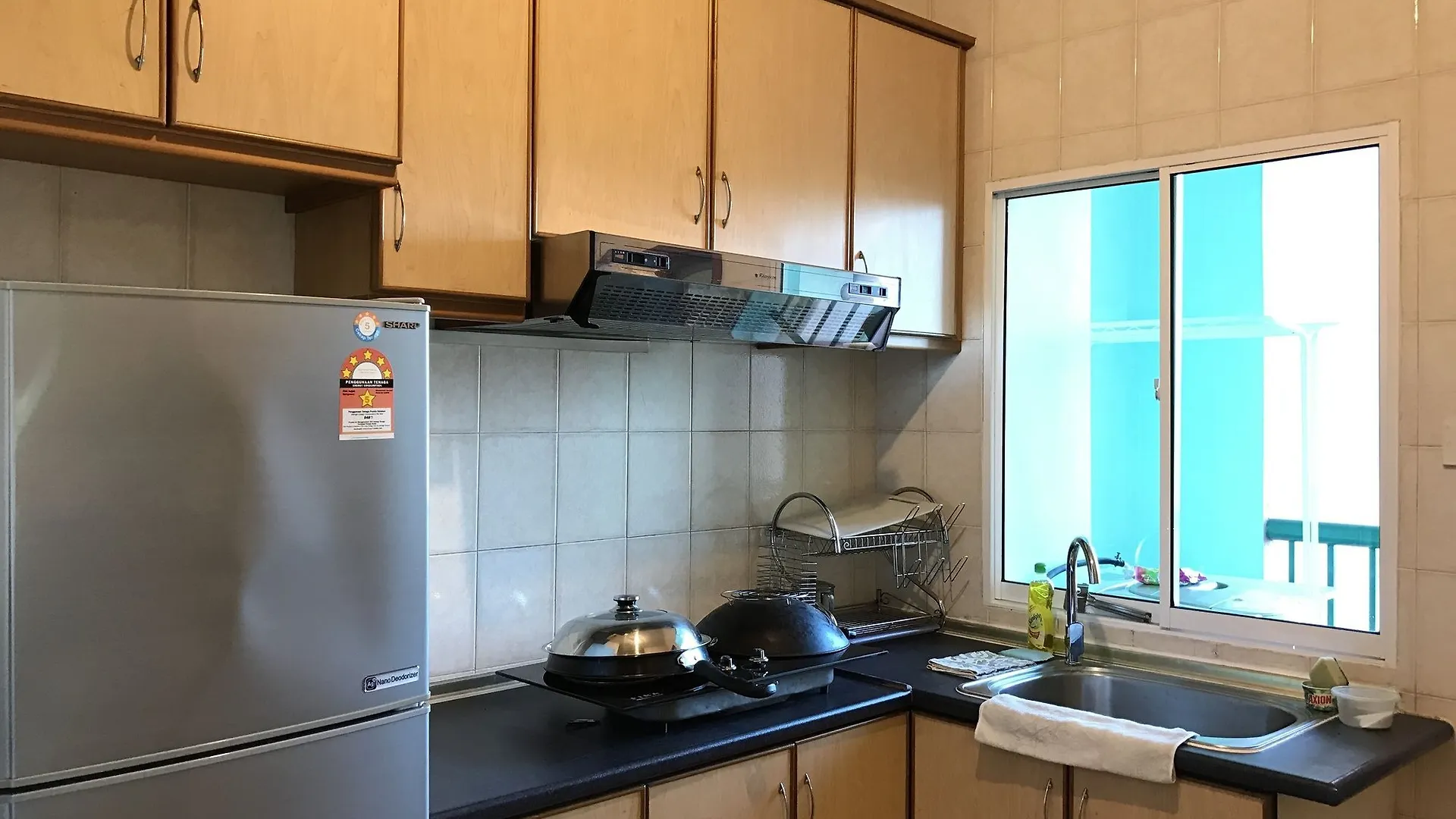 Sunset & Seaview Vacation Condos At Marina Court Resort Condo コタキナバル マレーシア