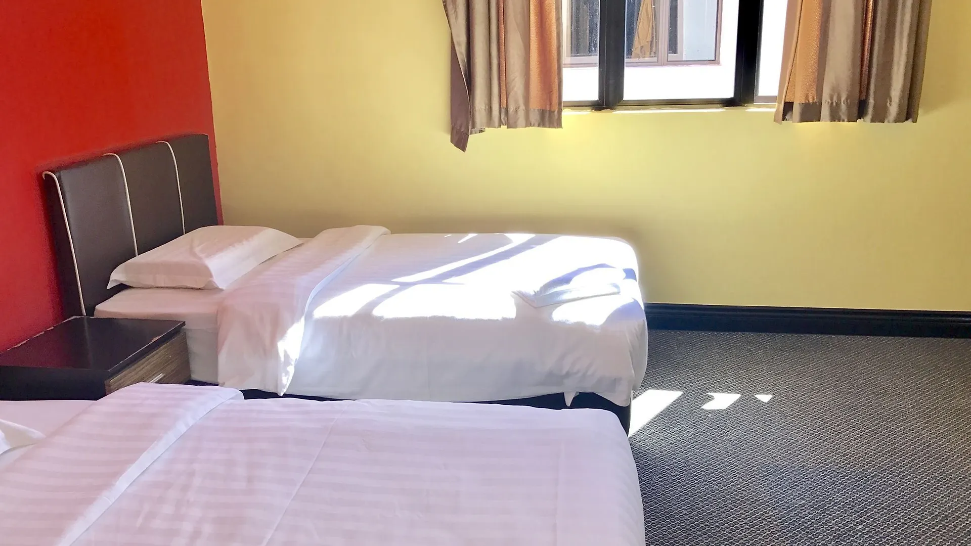 Sunset & Seaview Vacation Condos At Marina Court Resort Condo コタキナバル ホテル