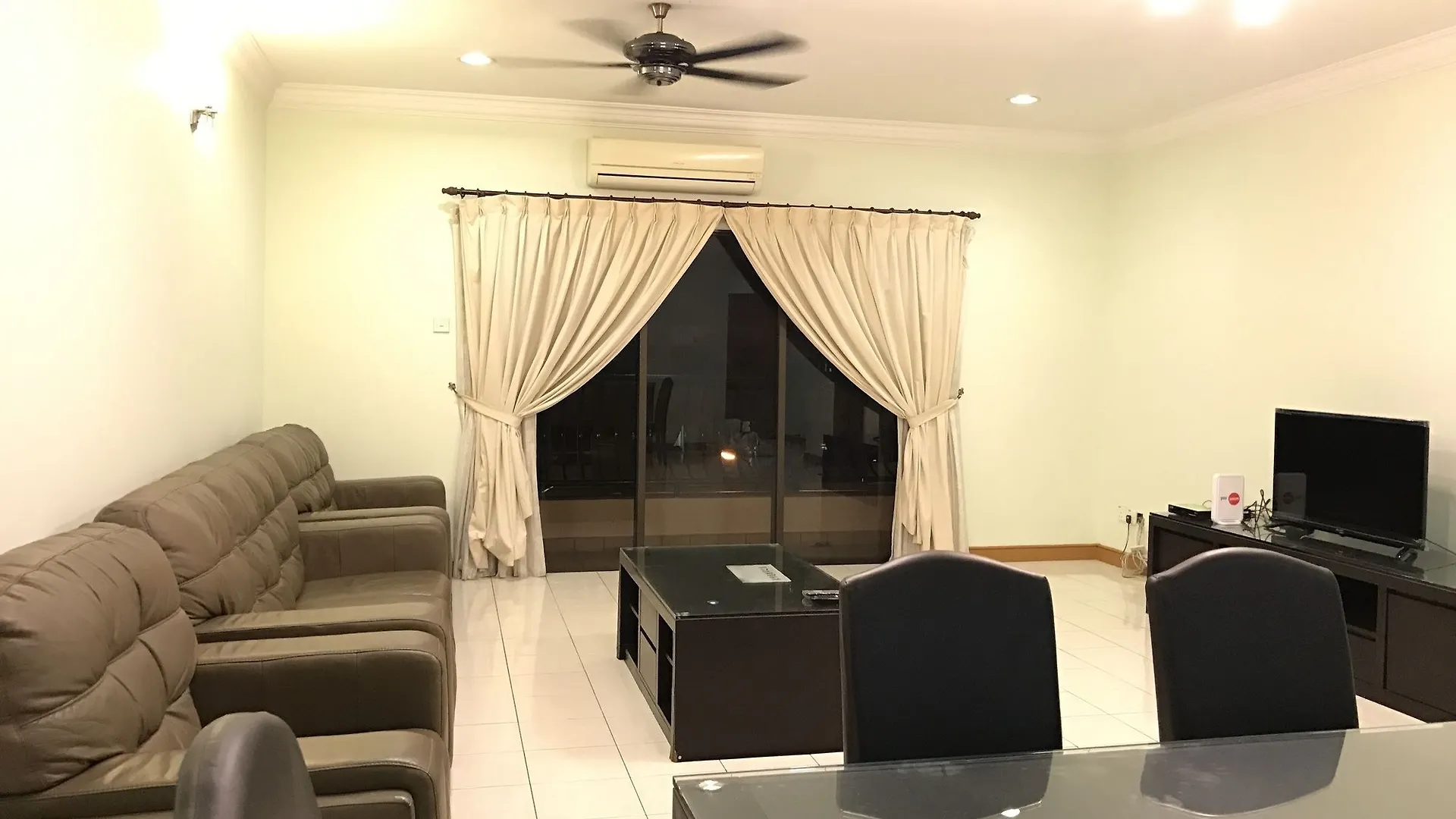 Sunset & Seaview Vacation Condos At Marina Court Resort Condo 亞庇 酒店