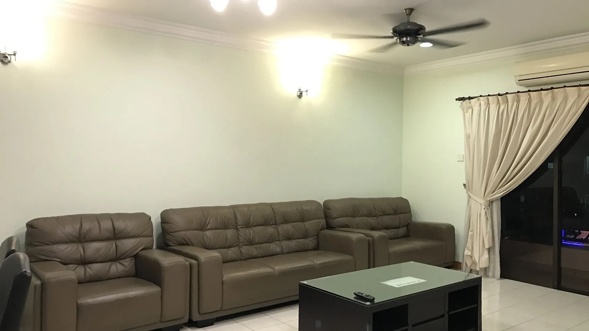 *** 酒店 Sunset & Seaview Vacation Condos At Marina Court Resort Condo 亞庇 马来西亚