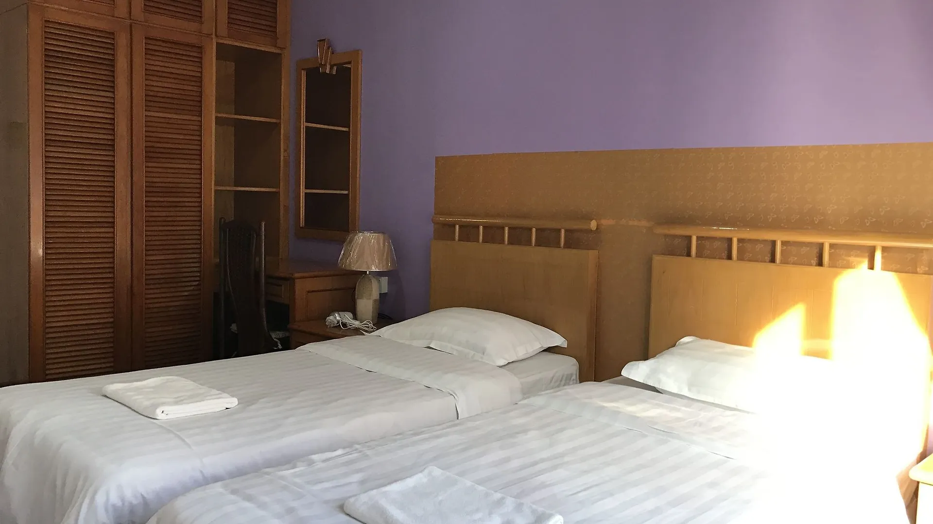 Sunset & Seaview Vacation Condos At Marina Court Resort Condo 亞庇 酒店